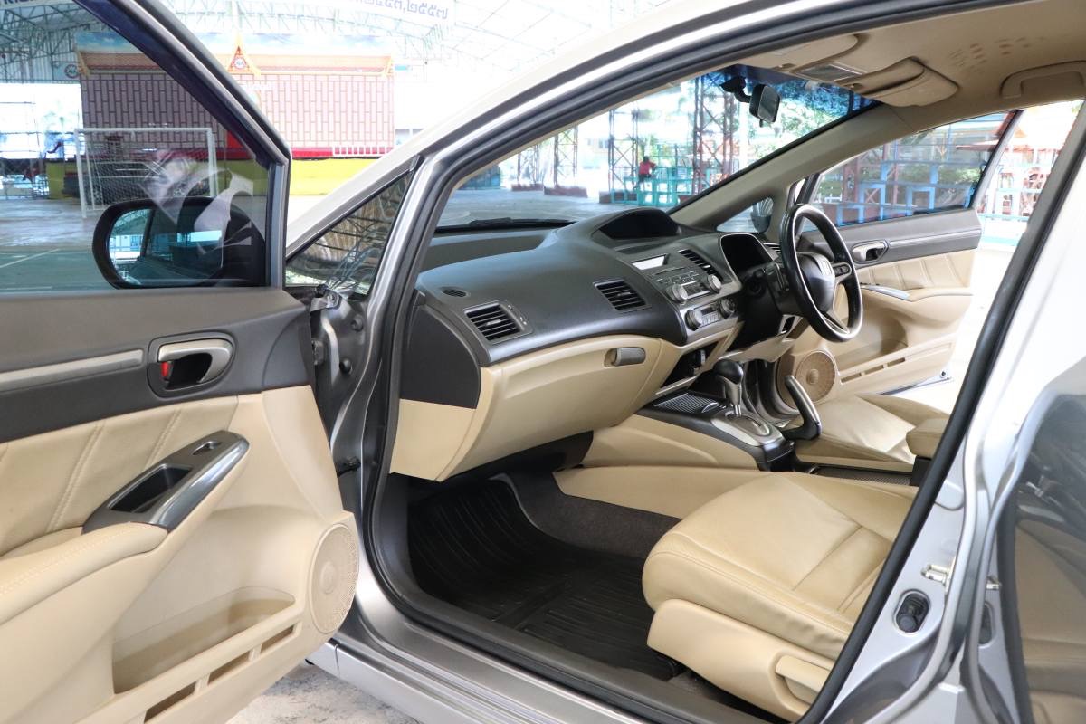 Honda Civic FD ปี 2006 สีเงิน (รูปที่ 7)