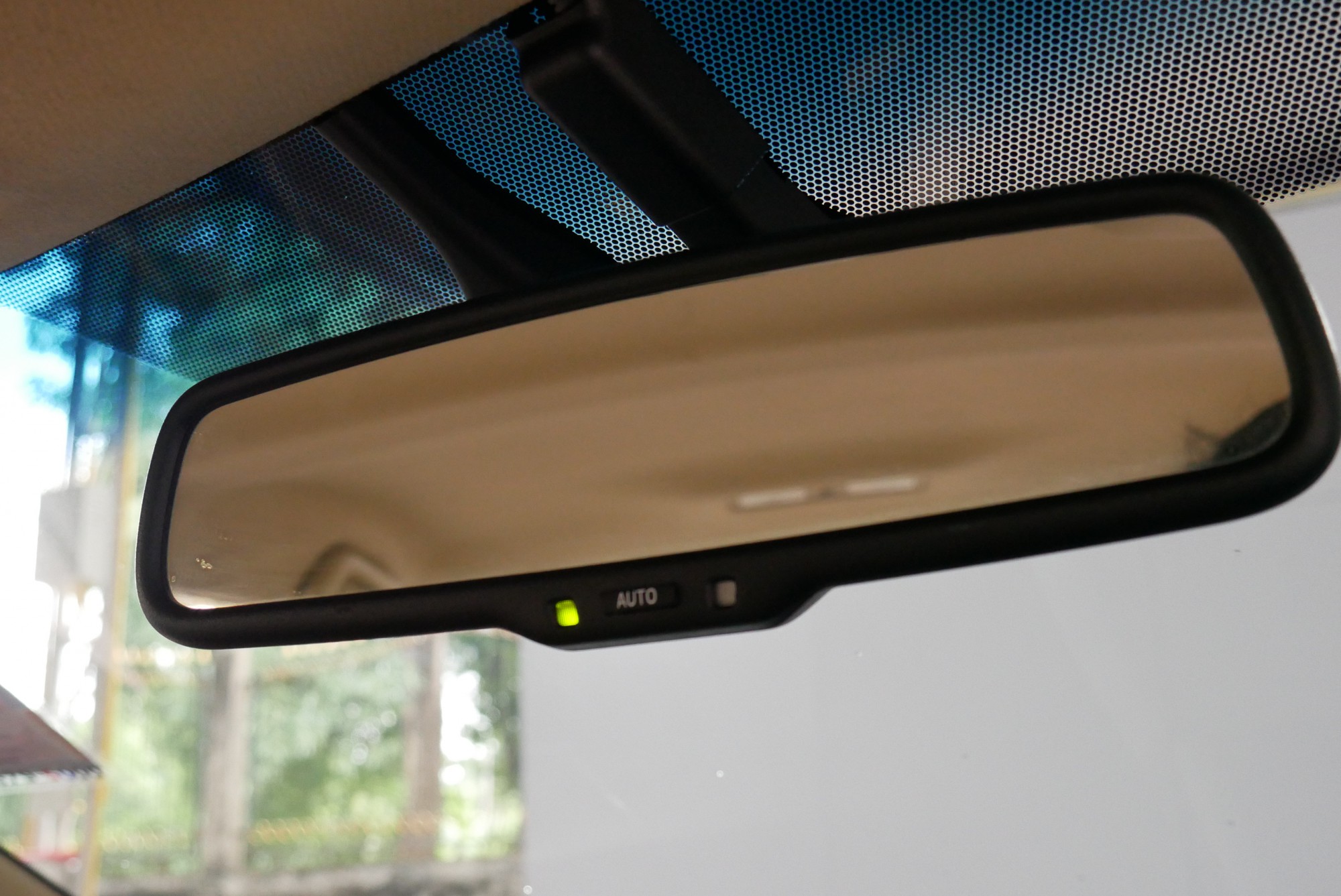 TOYOTA CAMRY 2.5 HV NAVI MINOR CHANGE AT ปี 2015 สีเทา (รูปที่ 14)