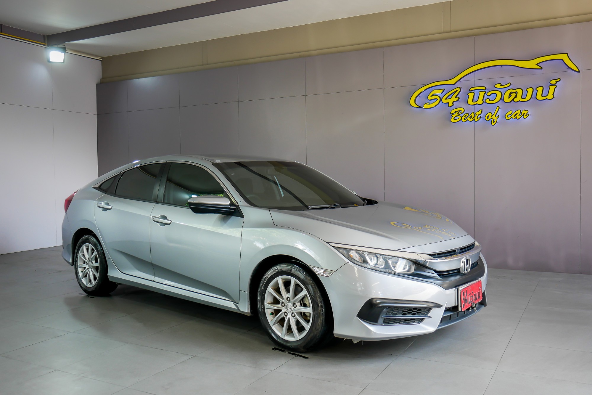 HONDA CIVIC FC 1.8 E AT ปี 2016 สีเงิน