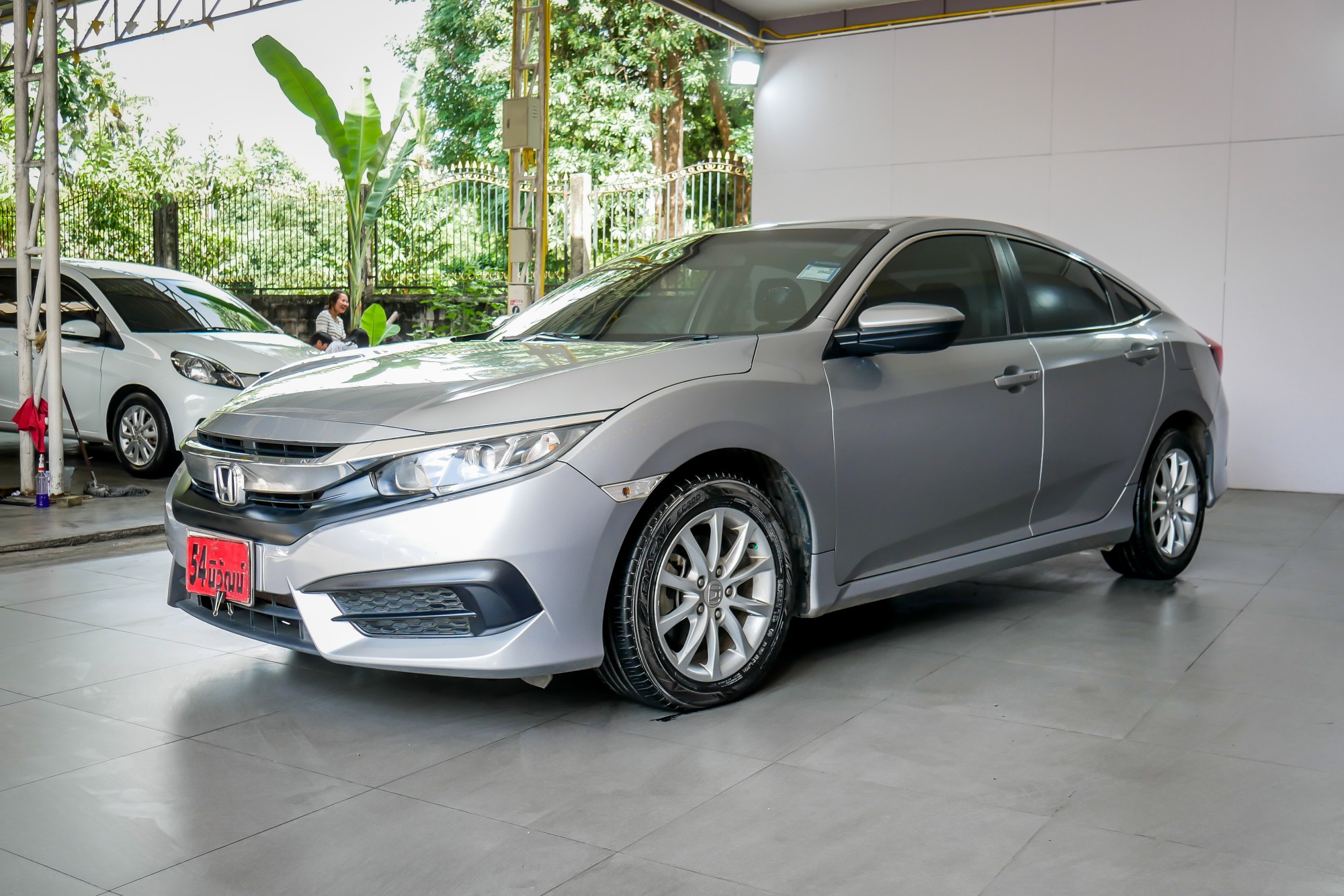 HONDA CIVIC FC 1.8 E AT ปี 2016 สีเงิน (รูปที่ 3)