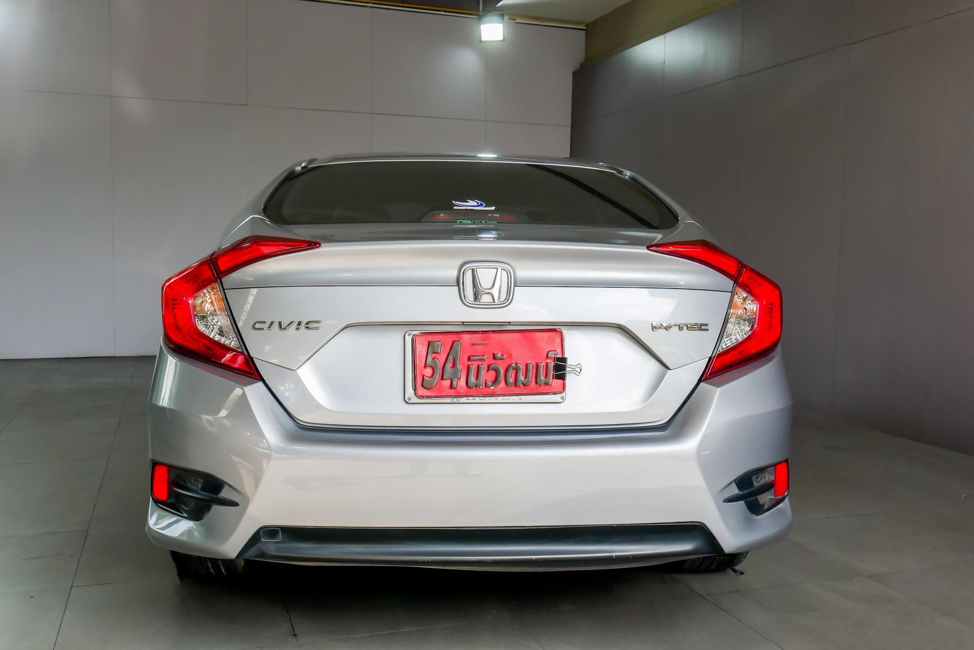 HONDA CIVIC FC 1.8 E AT ปี 2016 สีเงิน (รูปที่ 15)