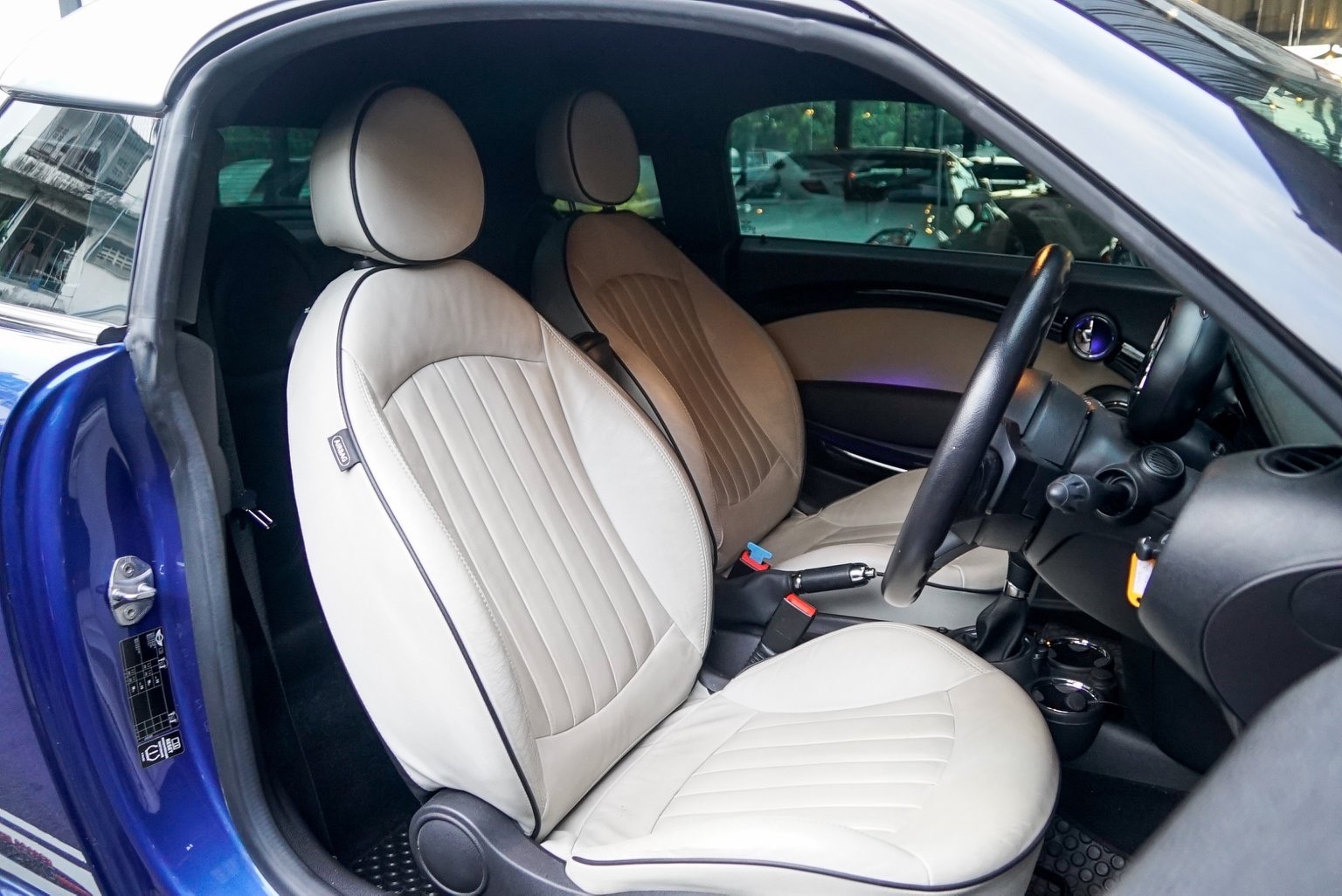 Mini Hatch (Cooper) Gen2 R58 (Coupe) ปี 2013 สีน้ำเงิน (รูปที่ 11)