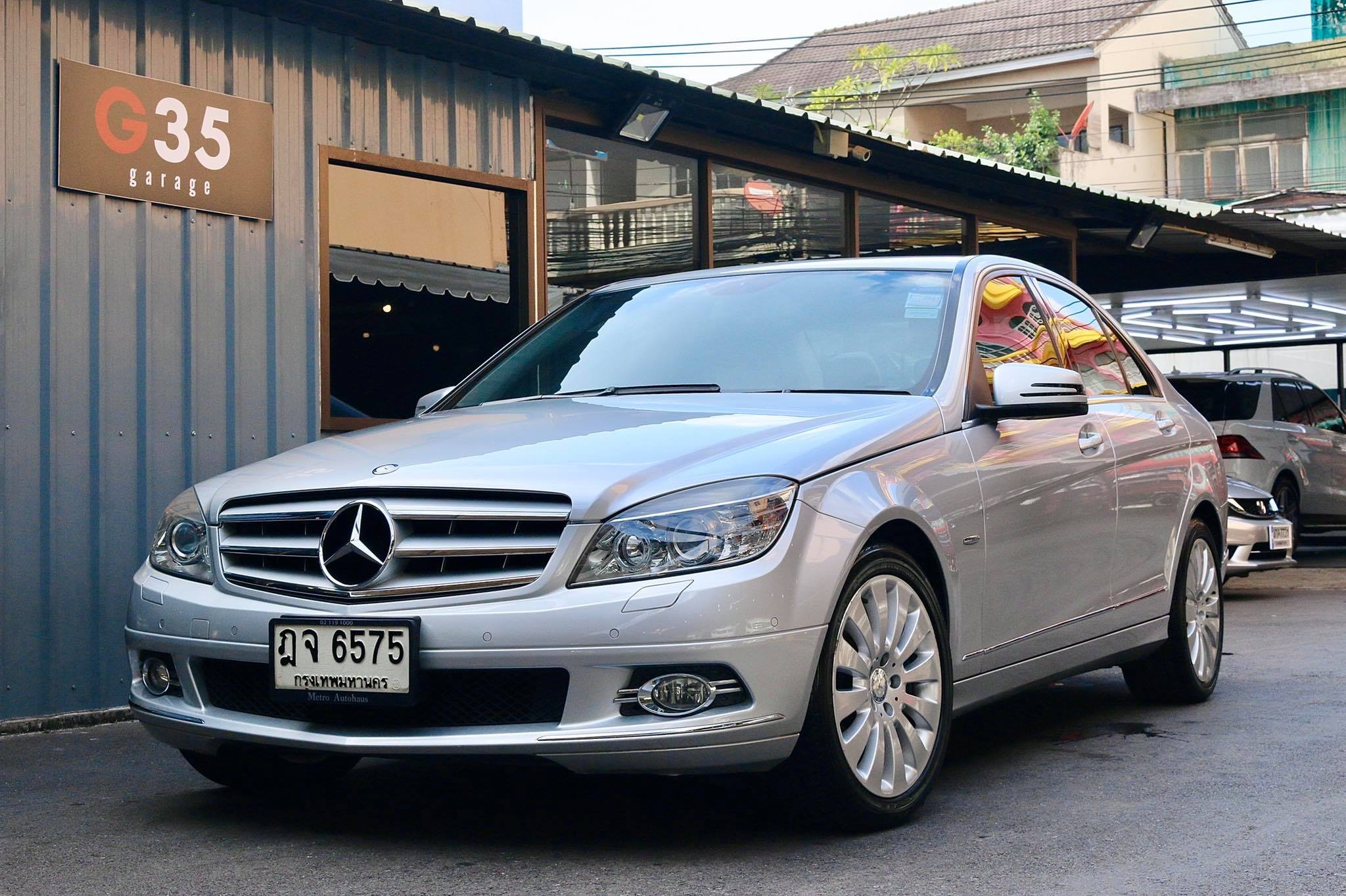 Mercedes-Benz C-Class W204 C200 ปี 2009 สีเงิน