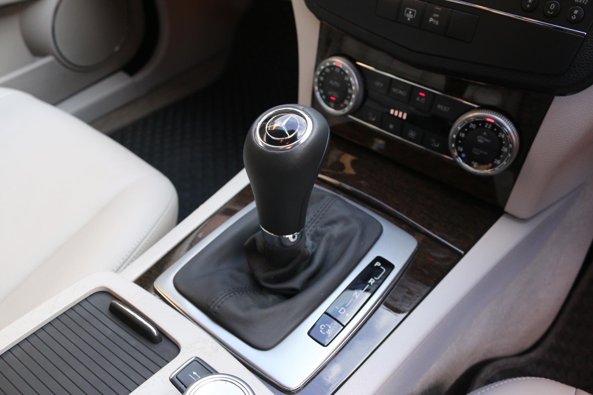 Mercedes-Benz C-Class W204 C200 ปี 2009 สีเงิน (รูปที่ 16)