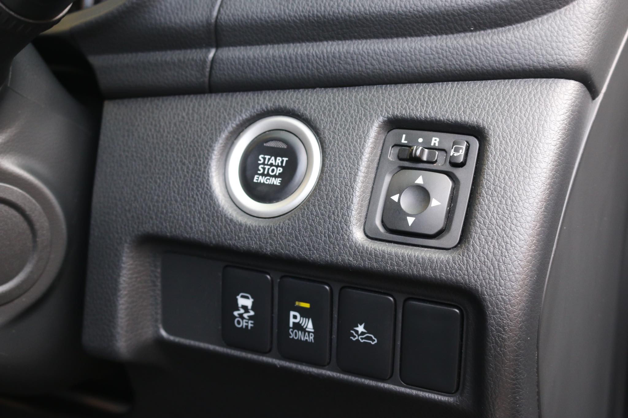 Mitsubishi Pajero Sport ปี 2016 สีขาว (รูปที่ 20)