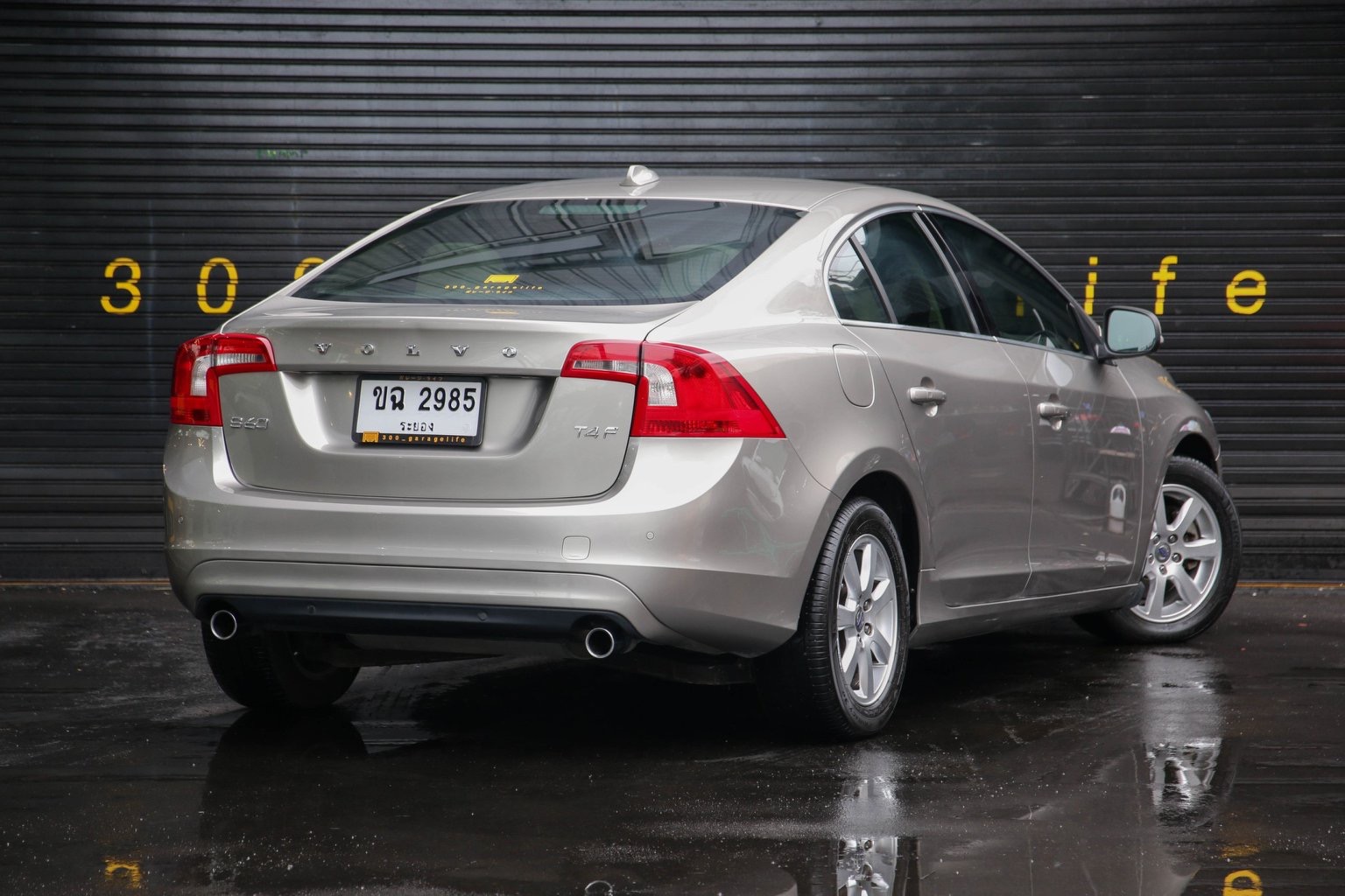 Volvo S60 ปี 2014 สีเทา (รูปที่ 2)