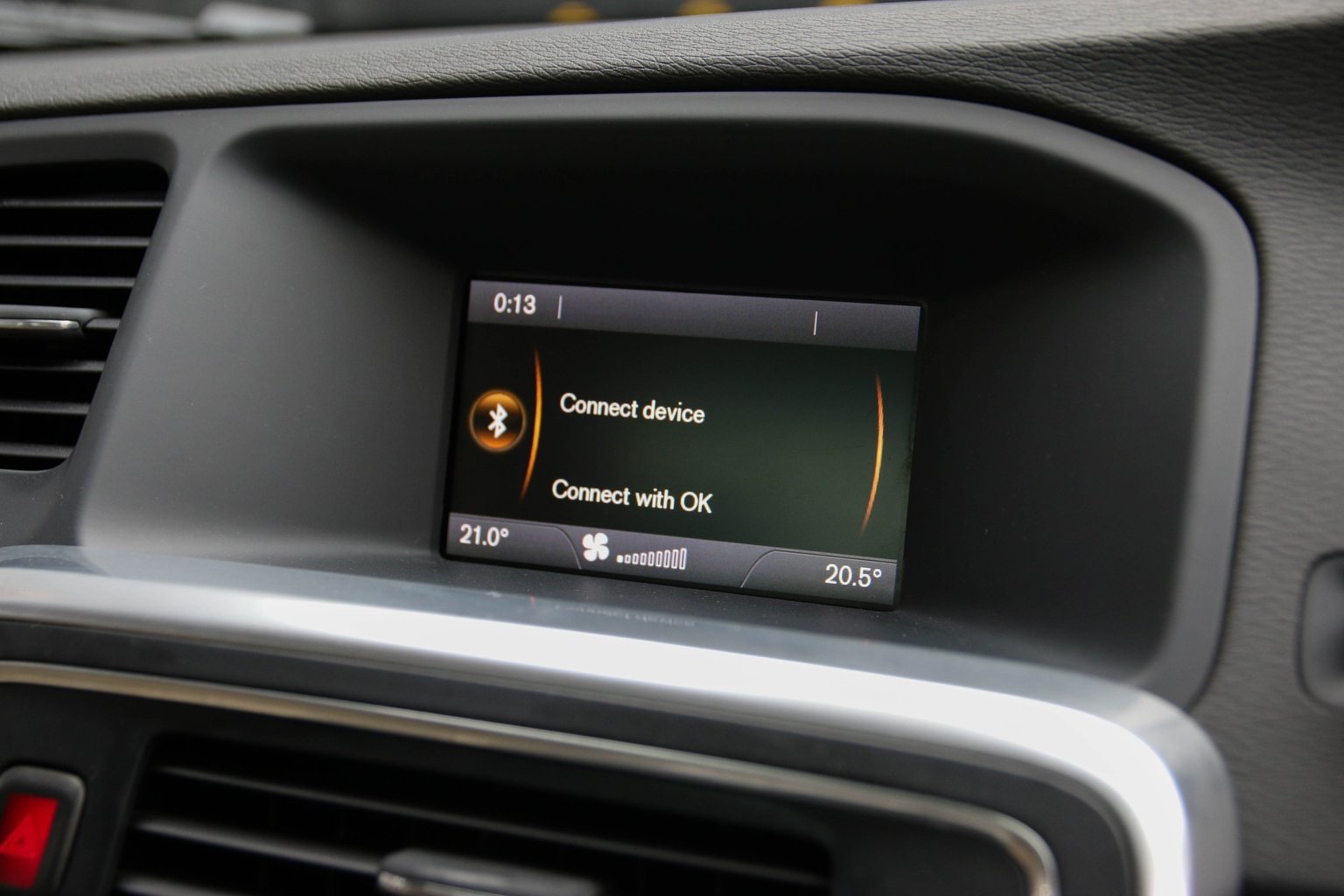 Volvo S60 ปี 2014 สีเทา (รูปที่ 6)