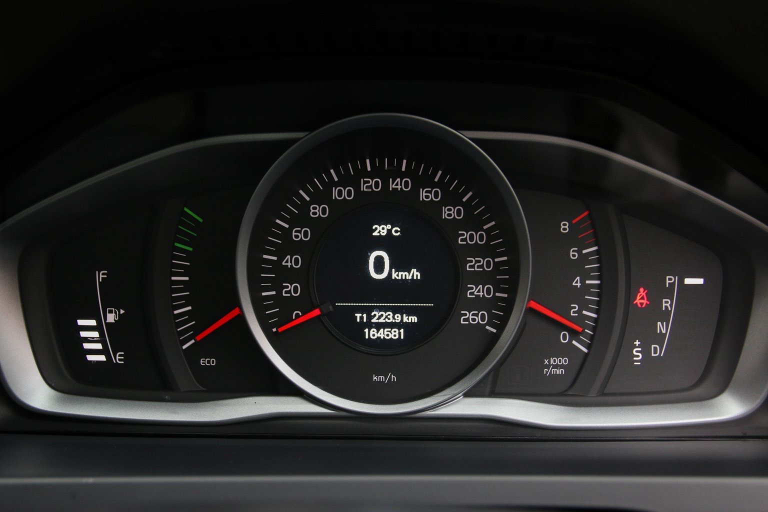 Volvo S60 ปี 2014 สีเทา (รูปที่ 5)