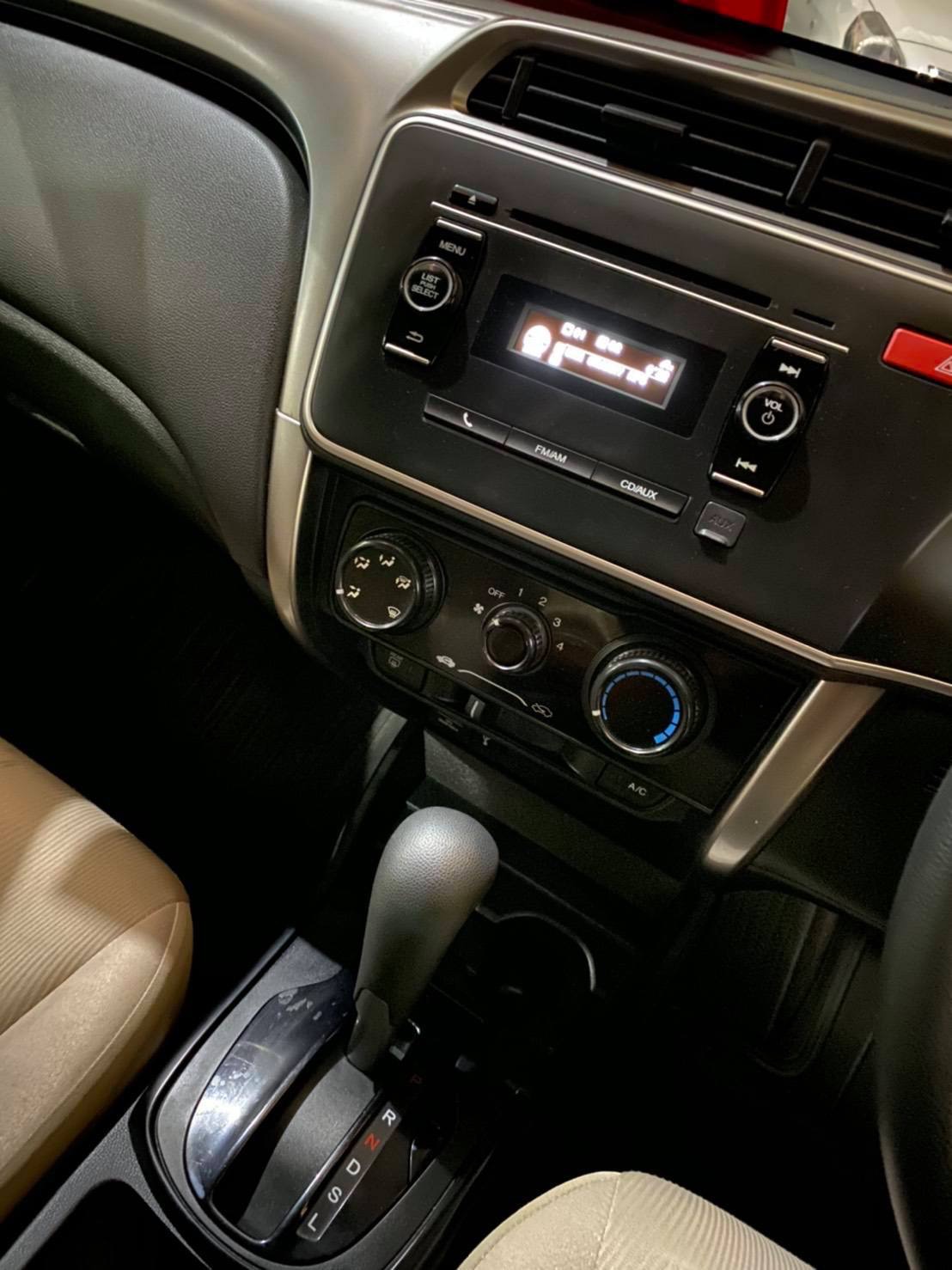 Honda City ปี 2014 สีเทา (รูปที่ 3)