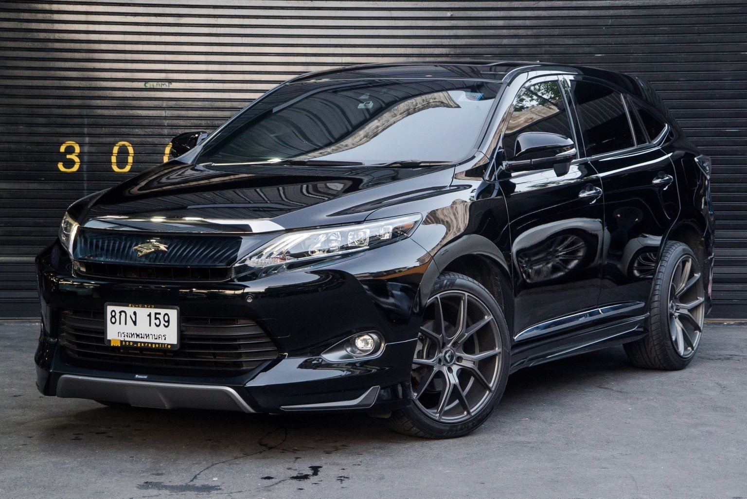 Toyota Harrier ปี 2014 สีดำ