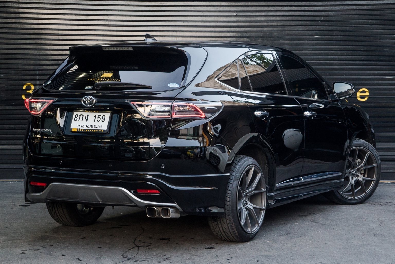 Toyota Harrier ปี 2014 สีดำ (รูปที่ 2)