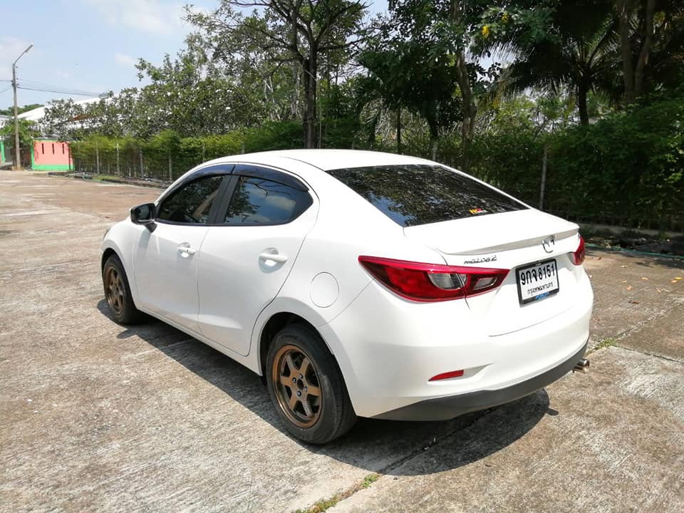 Mazda 2 Sedan (4 ประตู) ปี 2016 สีขาว (รูปที่ 7)