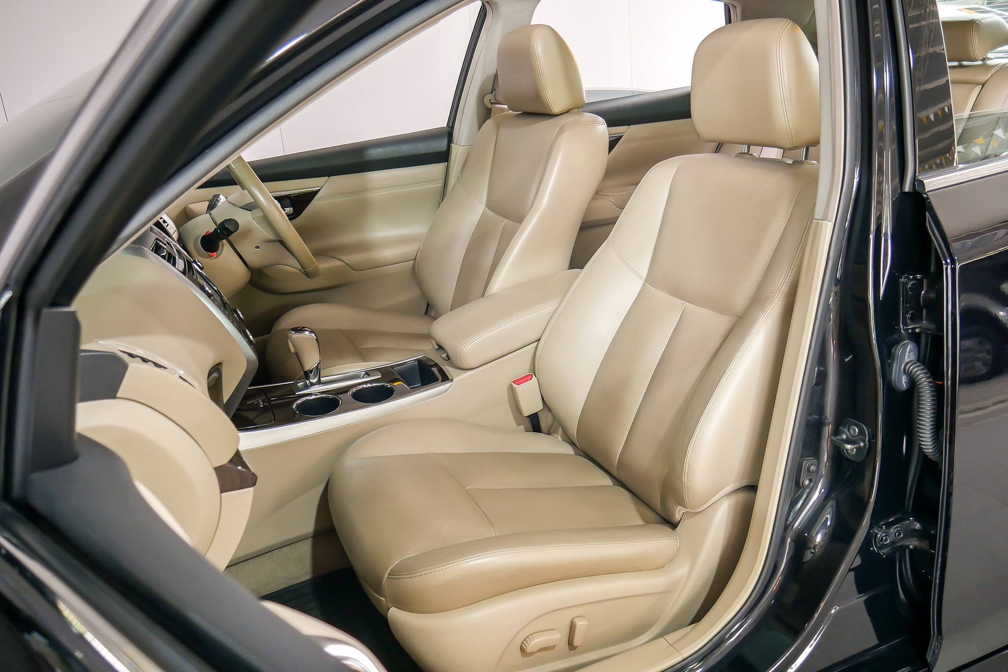 Nissan Teana L33 ปี 2014 สีดำ (รูปที่ 7)