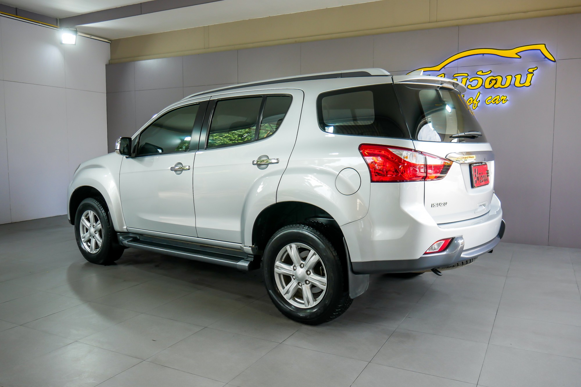 ISUZU MU-X 3.0 NAVI 4X4 AT ปี 2014 สีเงิน (รูปที่ 14)