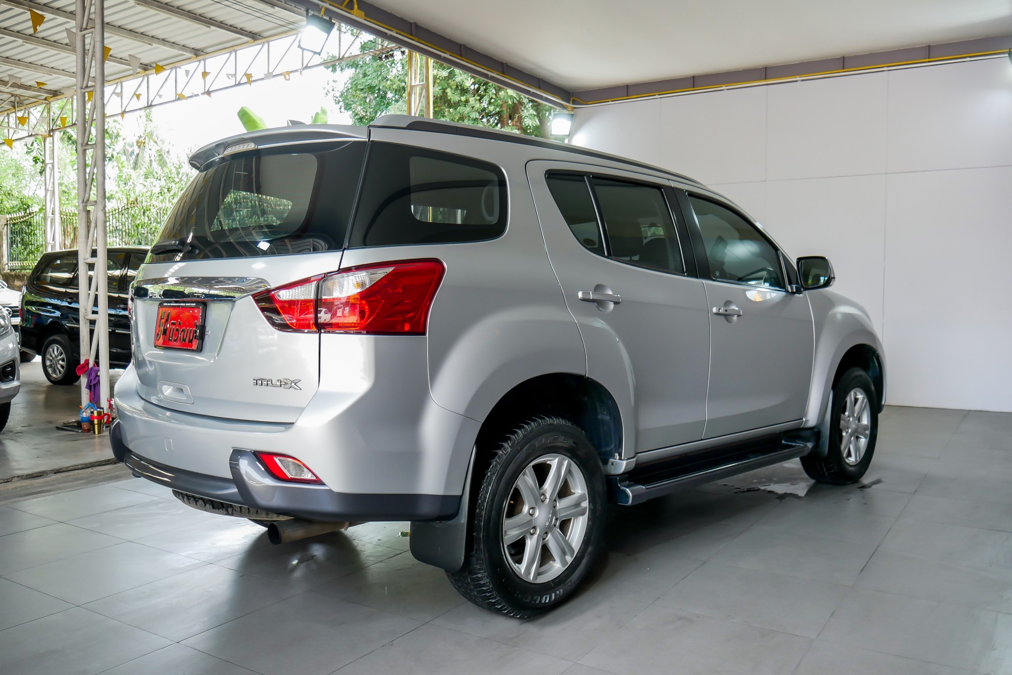 ISUZU MU-X 3.0 NAVI 4X4 AT ปี 2014 สีเงิน (รูปที่ 16)