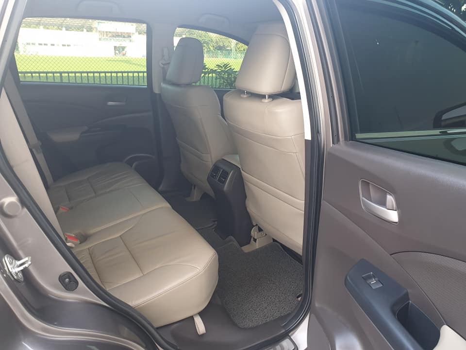 Honda CR-V ปี 2013 สีน้ำตาล (รูปที่ 9)