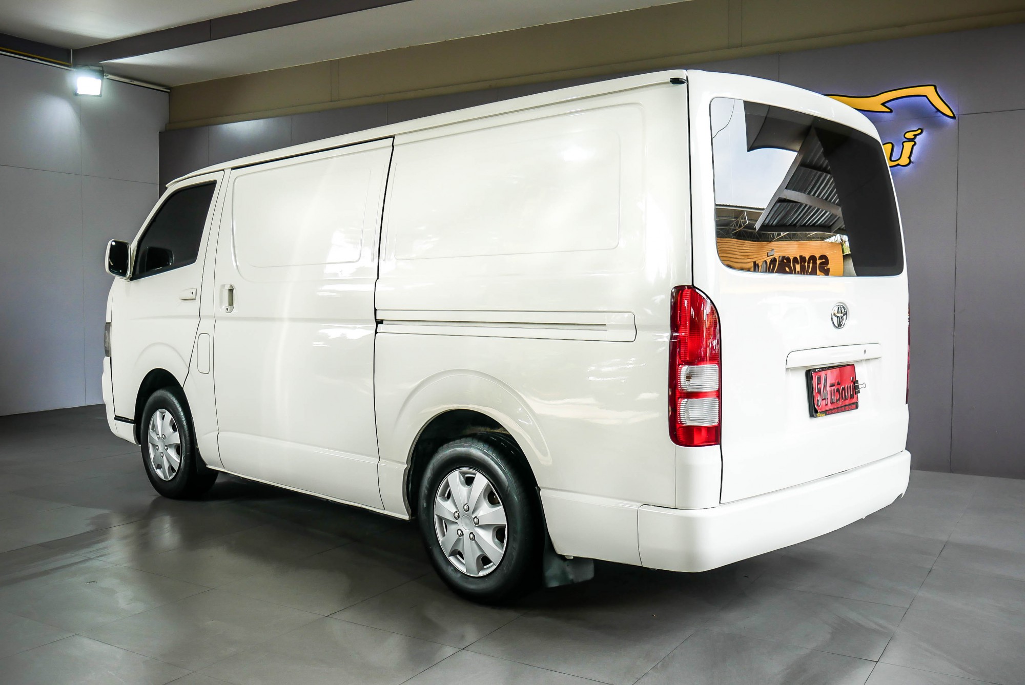 TOYOTA HI-ACE 2.5 ECONOME MT ปี 2010 สีขาว (รูปที่ 16)