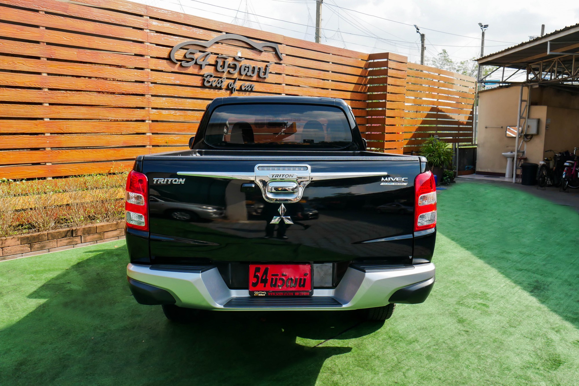 MITSUBISHI TRITON MEGACAB 2.4 GLS LTD PLUS MT ปี 2017 สีดำ (รูปที่ 16)