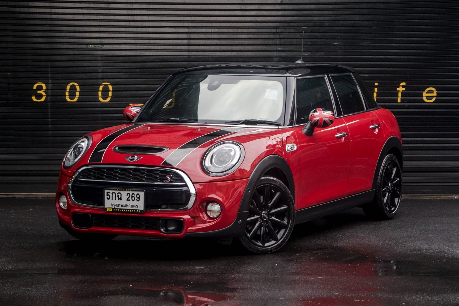 Mini Hatch (Cooper) Gen3 F55 (5 ประตู) ปี 2015 สีแดง