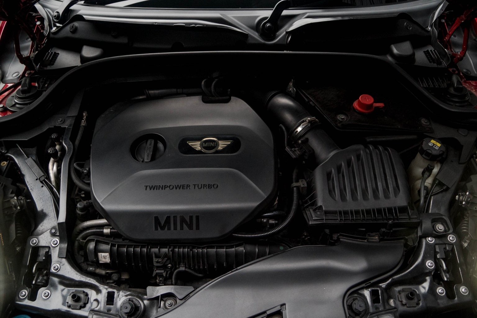 Mini Hatch (Cooper) Gen3 F55 (5 ประตู) ปี 2015 สีแดง (รูปที่ 15)