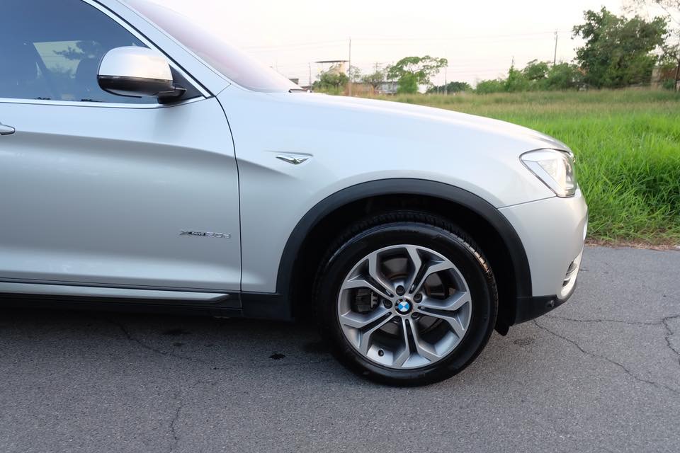 BMW X3 F25 ปี 2016 สีเงิน (รูปที่ 5)