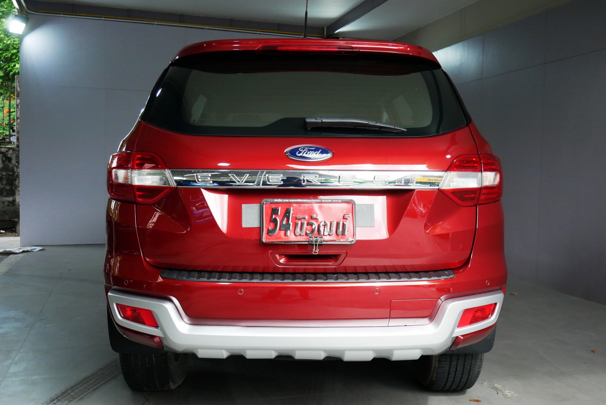FORD EVEREST 2.2 TITANIUM AT ปี 2017 สีแดง (รูปที่ 13)