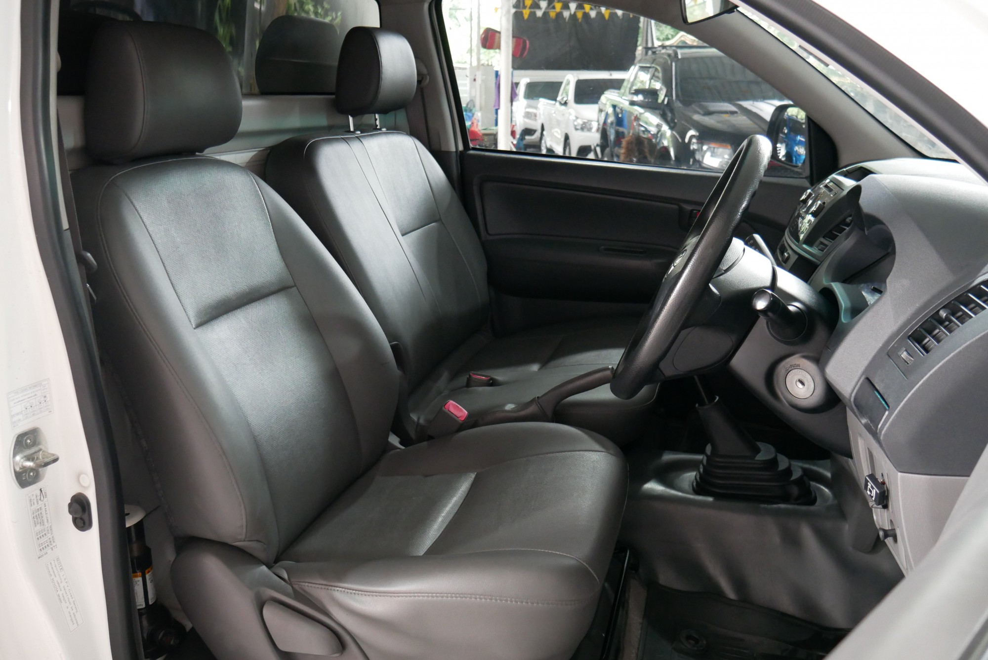 TOYOTA VIGO CHAMP SINGLECAB 2.7J MT ปี 2015 สีขาว (รูปที่ 10)