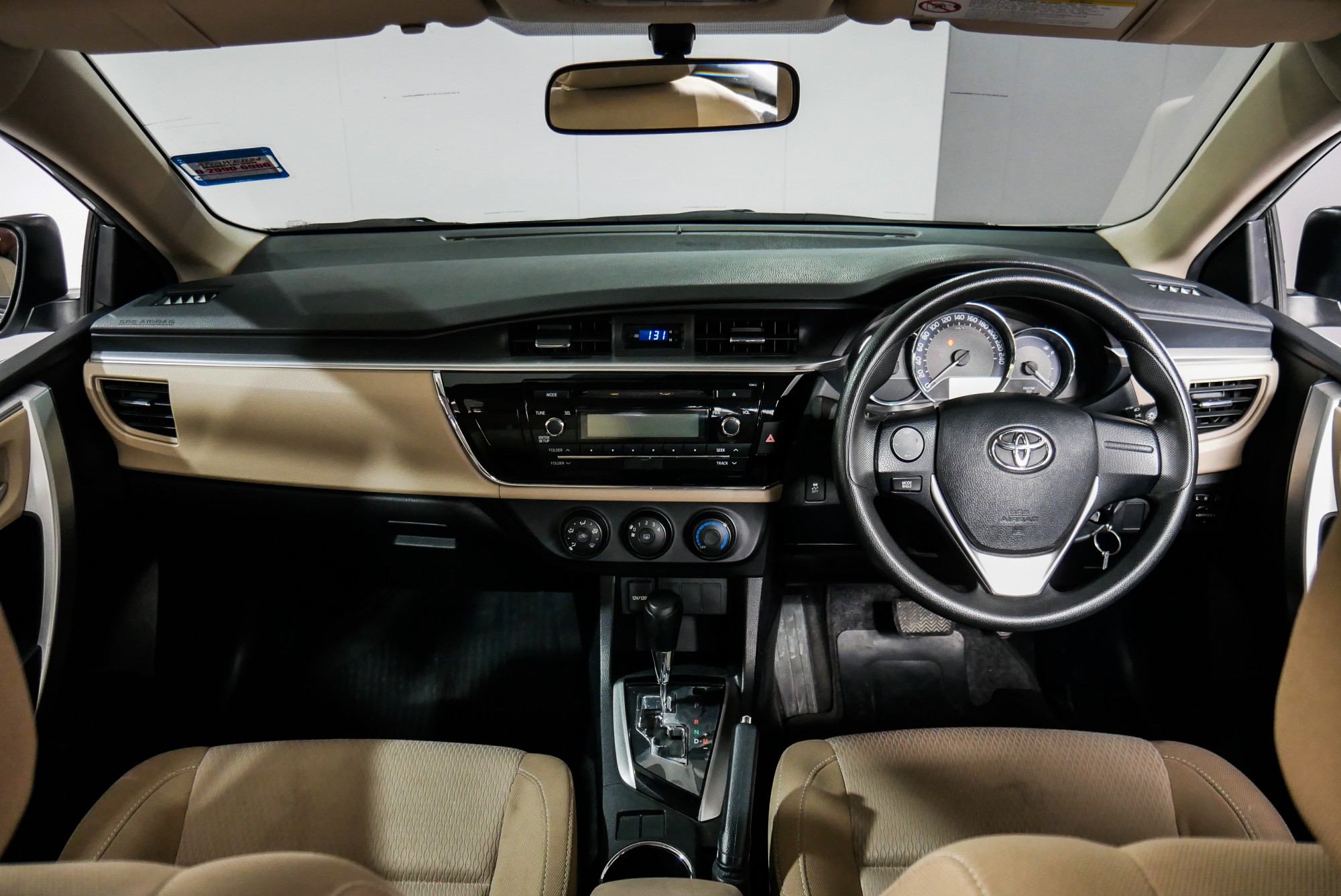 Toyota ALTIS 1.8 E ปี 2016 สีเงิน (รูปที่ 9)