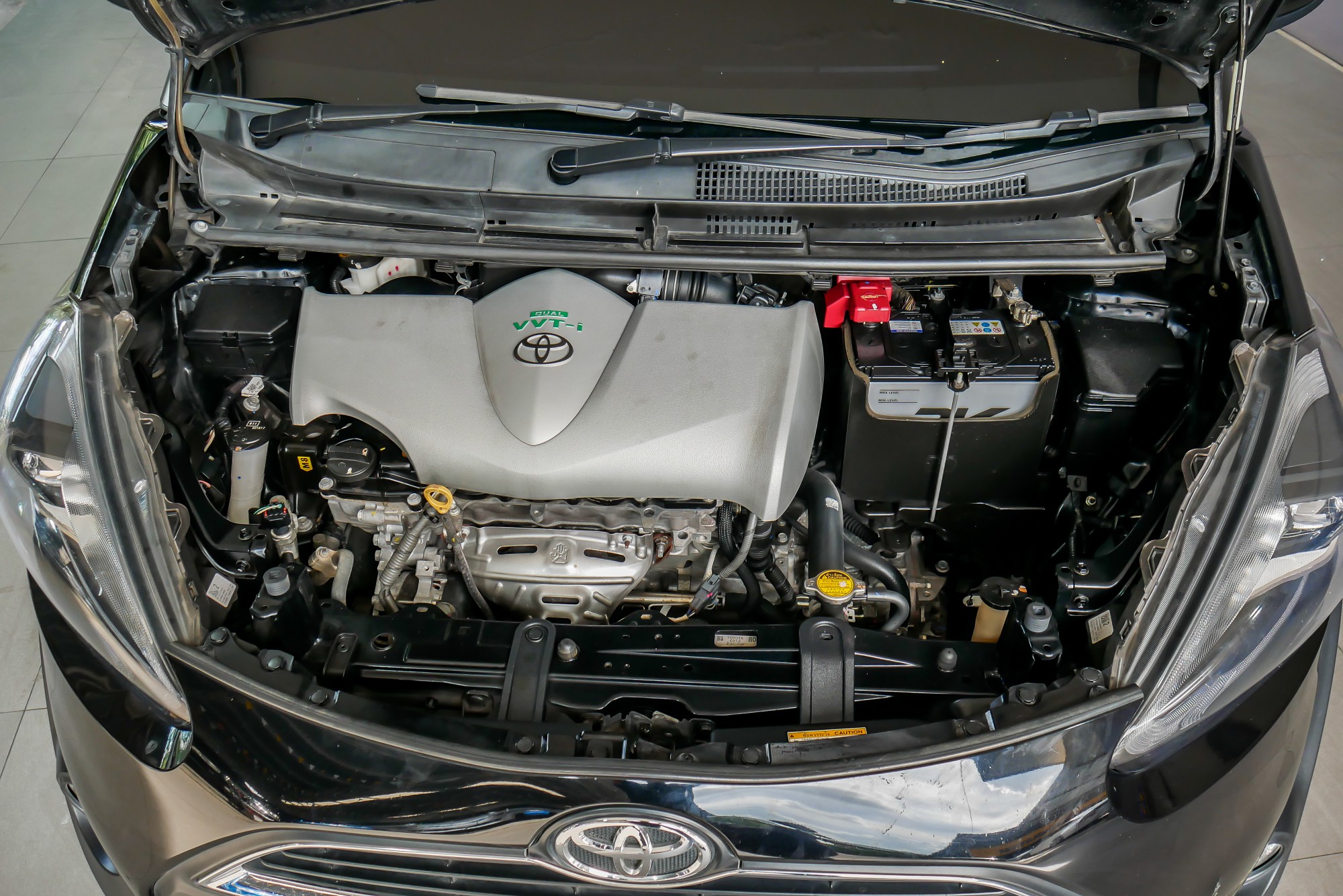 TOYOTA SIENTA 1.5 V AT ปี 2017 สีดำ (รูปที่ 4)