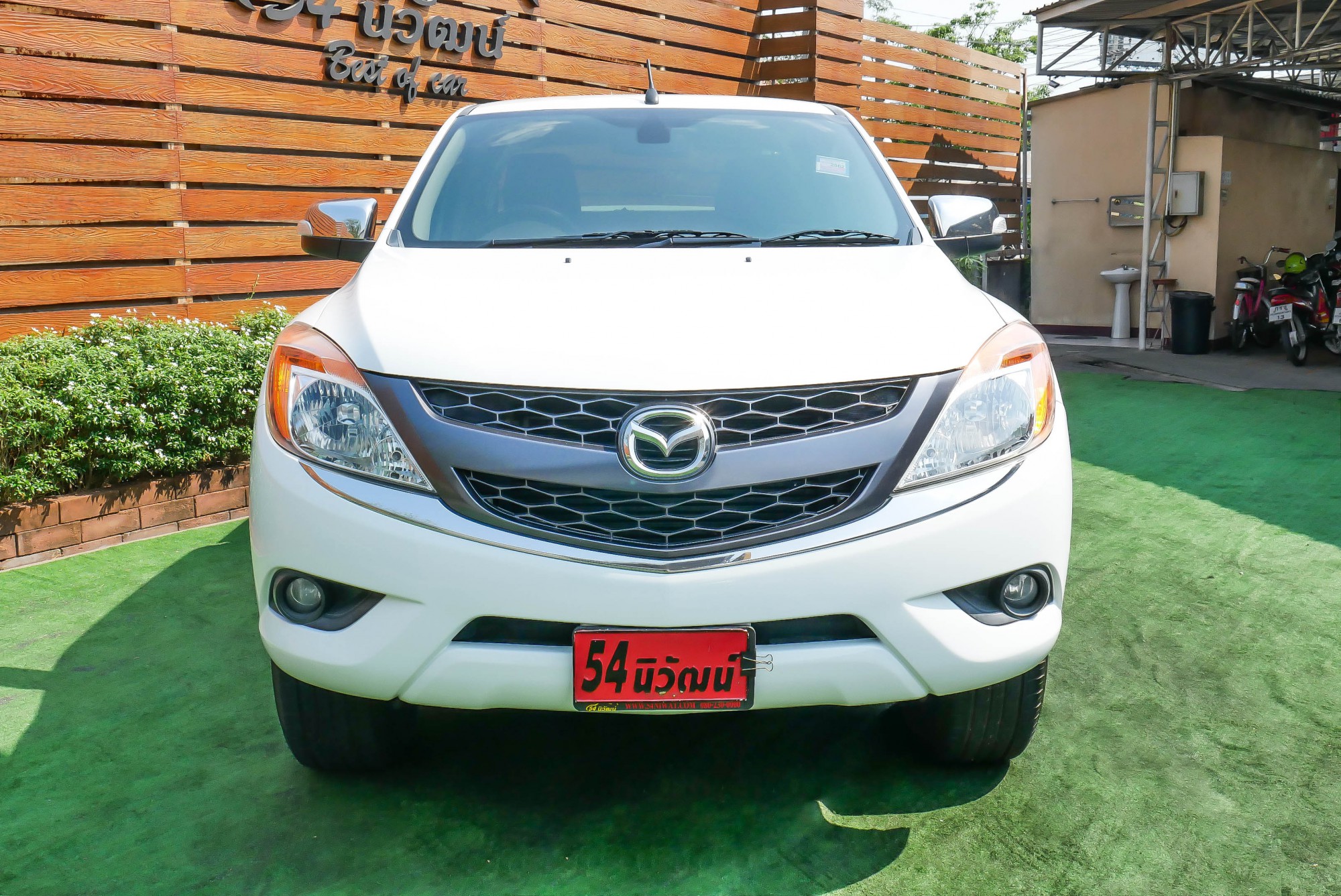 2013 MAZDA BT-50 PRO DOUBLECAB 3.2 4×4 MT ปี 2013 สีขาว