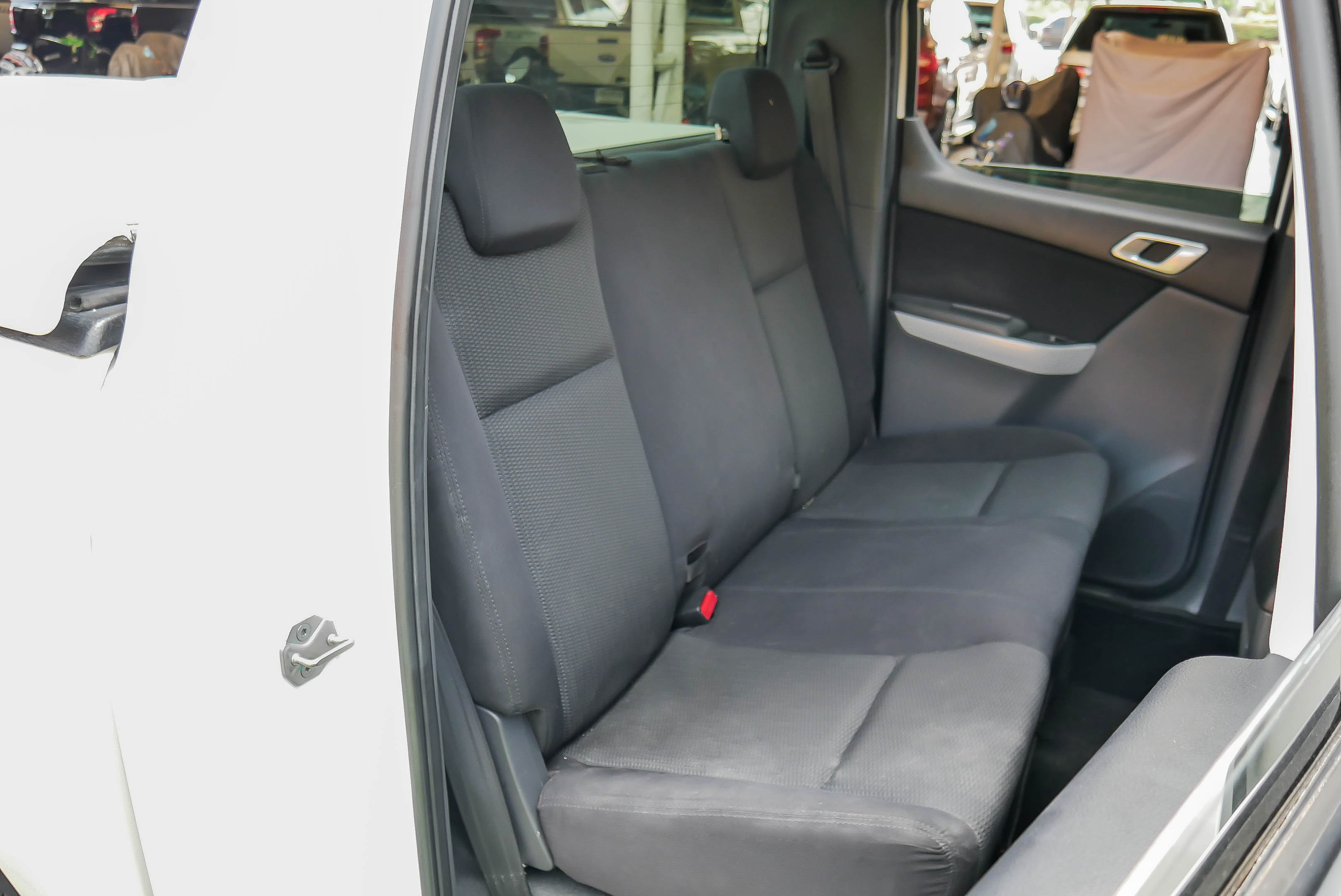 2013 MAZDA BT-50 PRO DOUBLECAB 3.2 4×4 MT ปี 2013 สีขาว (รูปที่ 25)