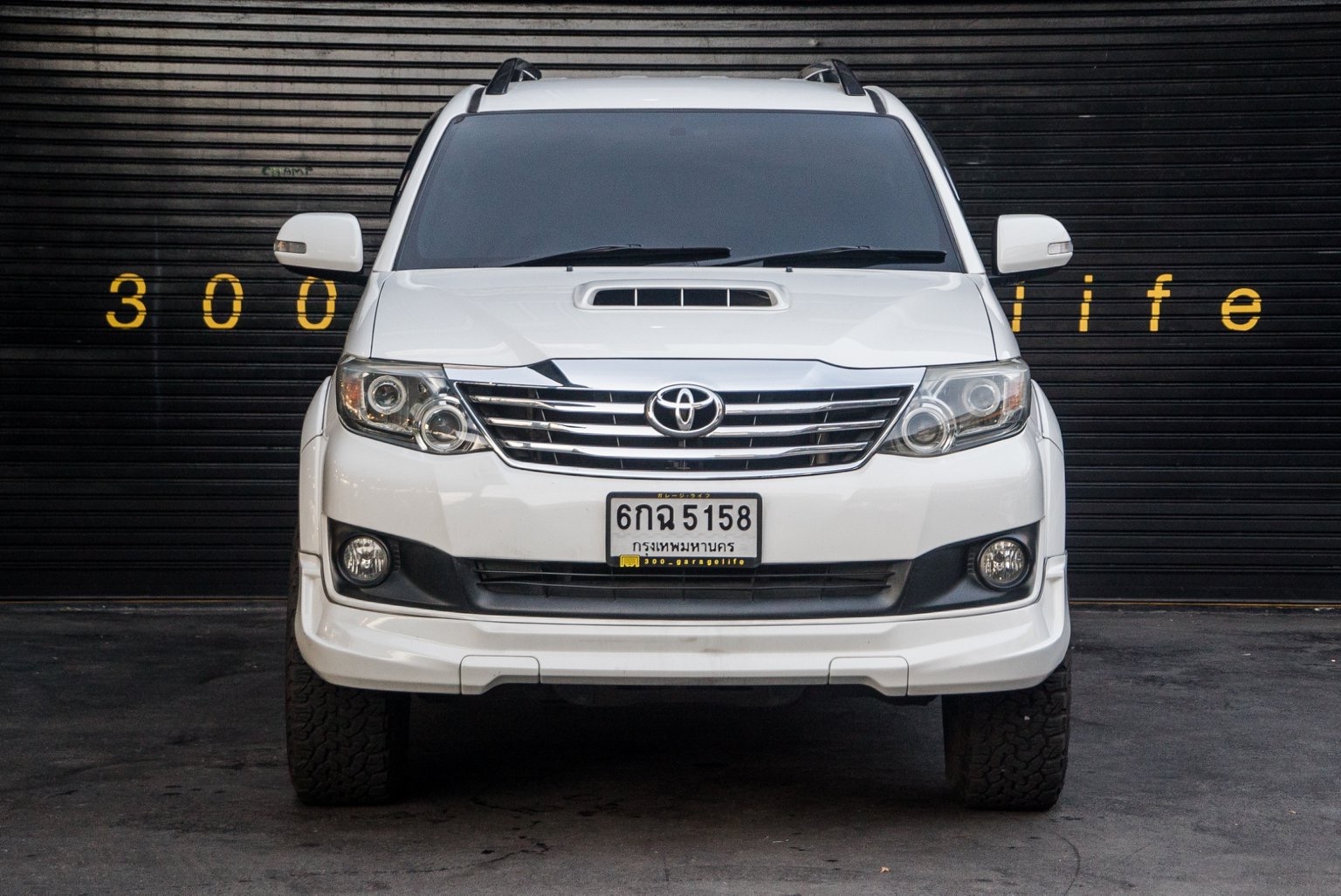 Toyota Fortuner GEN 1 ไมเนอร์เชนจ์ 2 ปี 2012 สีขาว (รูปที่ 3)