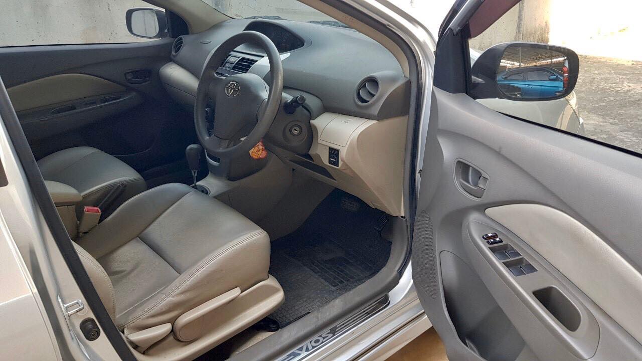 Toyota Vios ปี 2010 สีเงิน (รูปที่ 10)