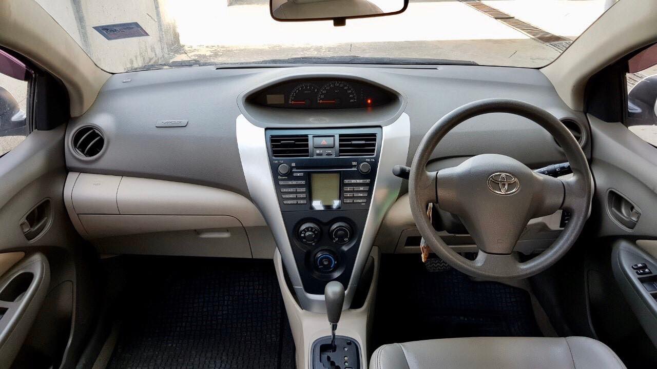 Toyota Vios ปี 2010 สีเงิน (รูปที่ 8)