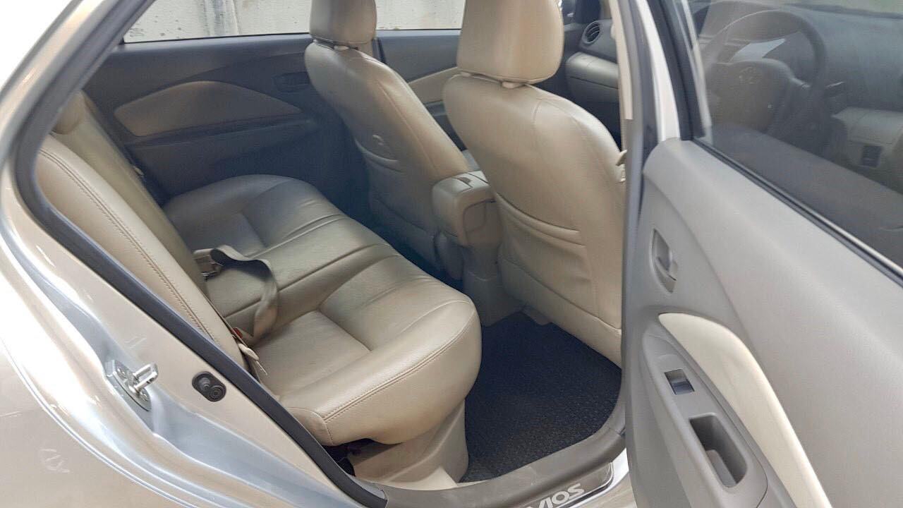 Toyota Vios ปี 2010 สีเงิน (รูปที่ 11)