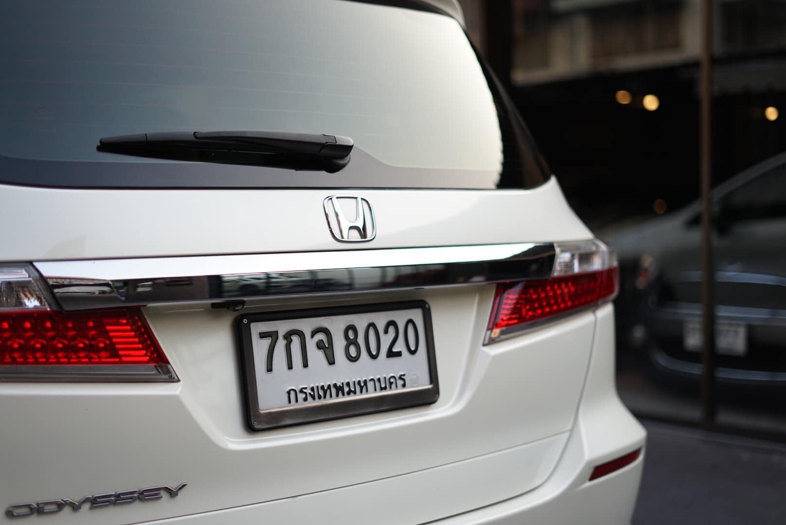 Honda Odyssey ปี 2013 สีขาว