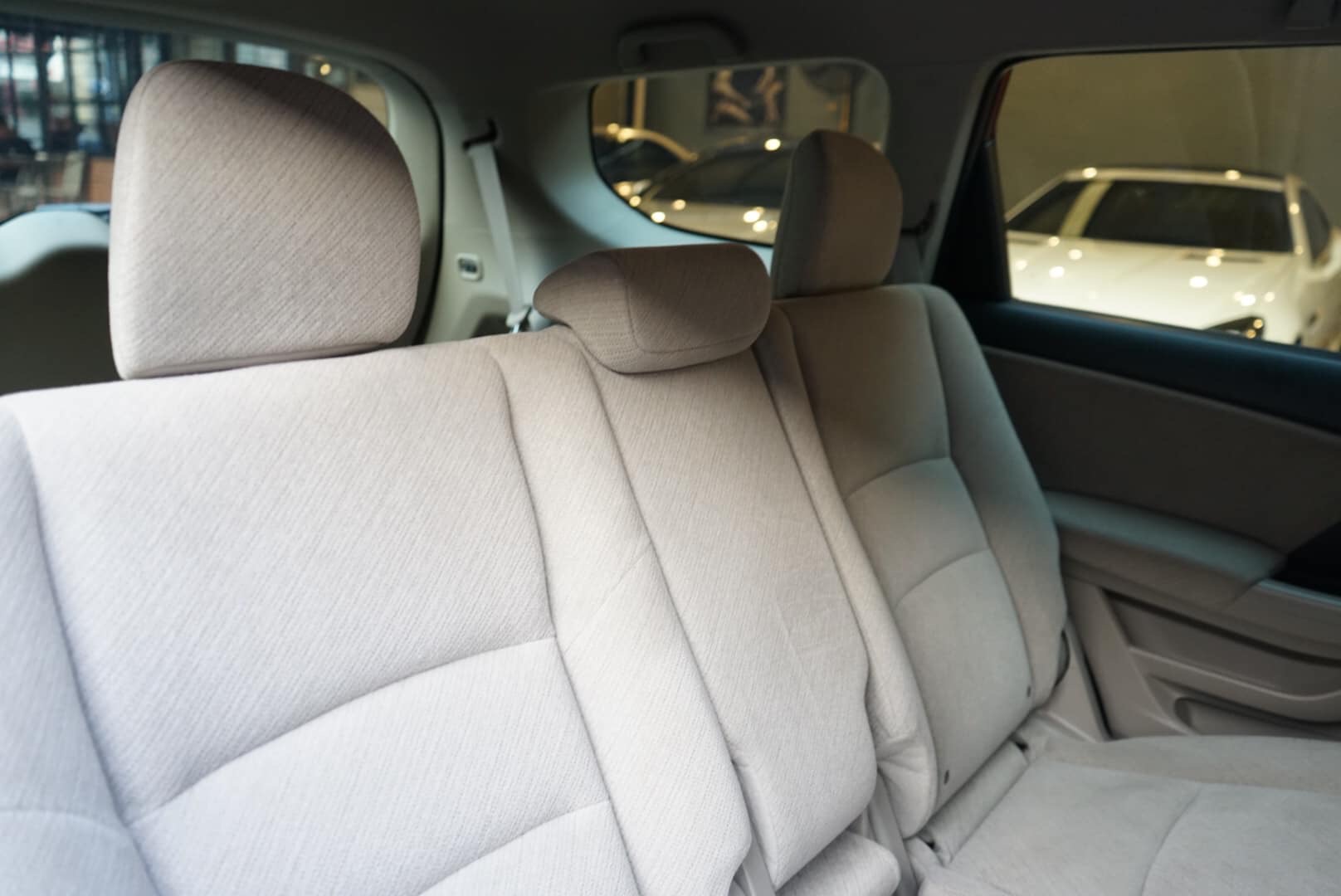 Honda Odyssey ปี 2013 สีขาว (รูปที่ 16)