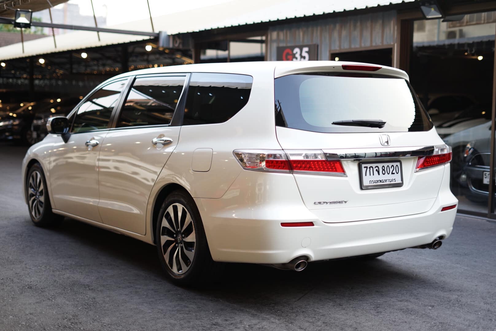 Honda Odyssey ปี 2013 สีขาว (รูปที่ 4)