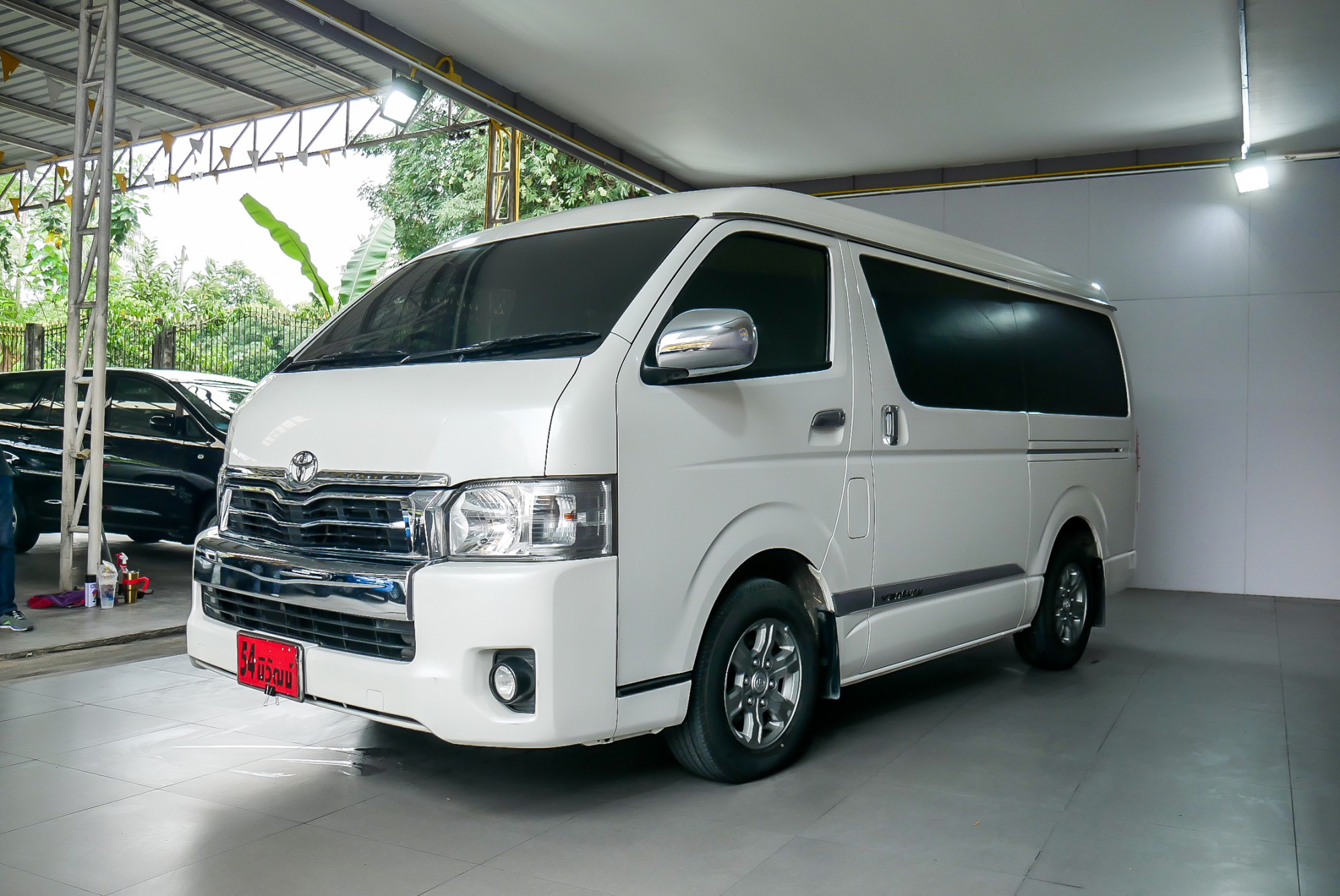 TOYOTA VENTURY 3.0 G ปี 2015 สีขาว