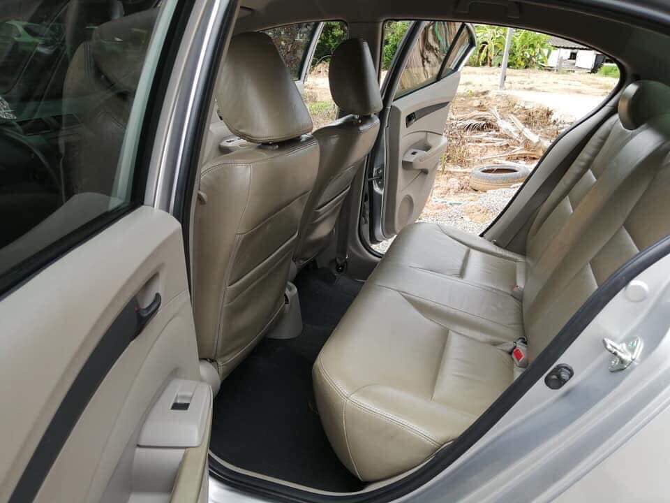 Honda City ปี 2013 สีเงิน (รูปที่ 8)