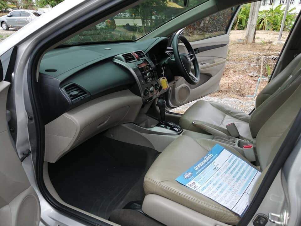 Honda City ปี 2013 สีเงิน (รูปที่ 6)