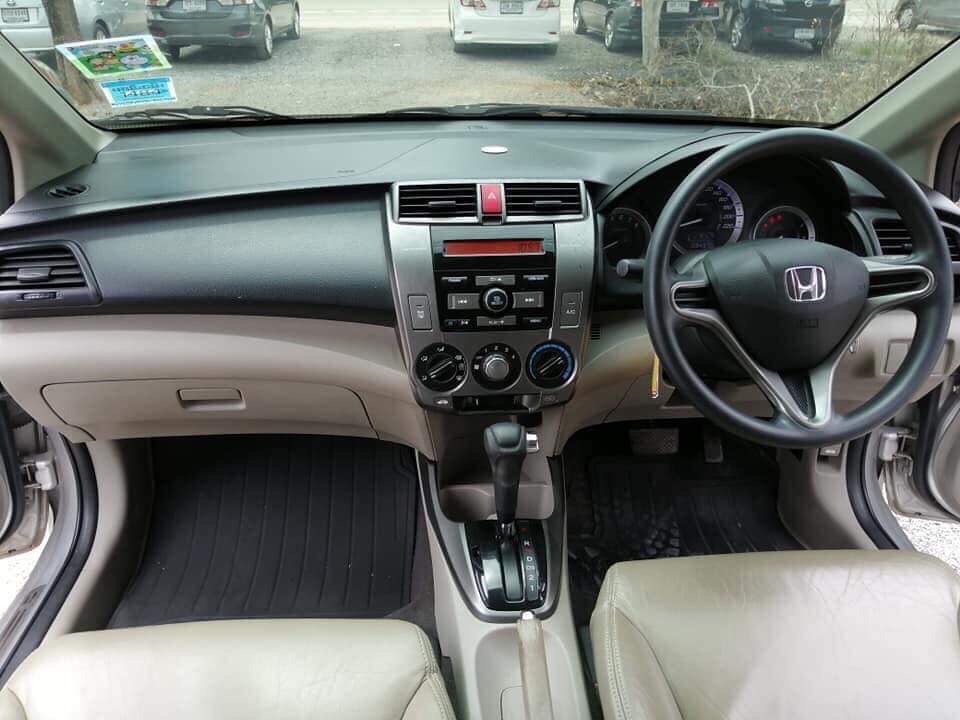 Honda City ปี 2013 สีเงิน (รูปที่ 7)