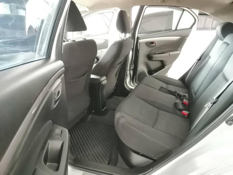 Suzuki Ciaz ปี 2018 สีเงิน (รูปที่ 9)