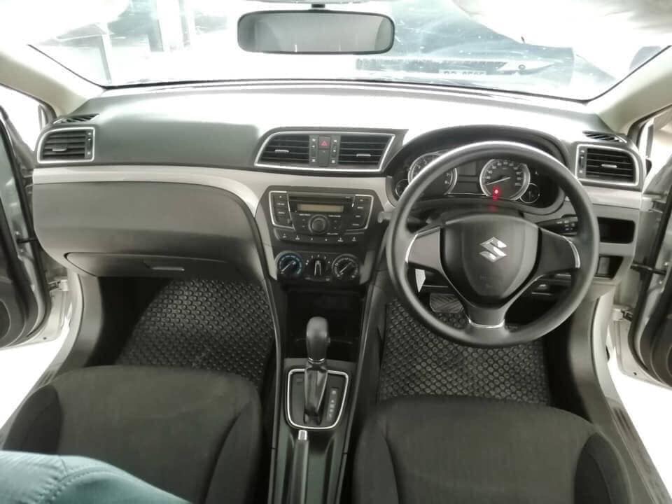 Suzuki Ciaz ปี 2018 สีเงิน (รูปที่ 7)
