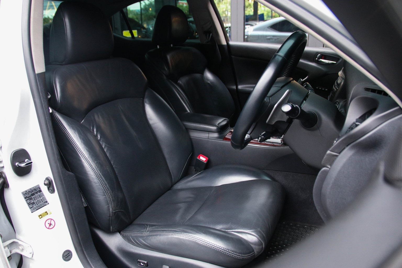 Lexus IS XE20 IS250 ปี 2006 สีขาว (รูปที่ 10)
