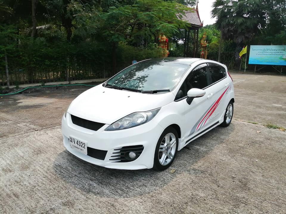 Ford Fiesta ปี 2012 สีขาว (รูปที่ 9)