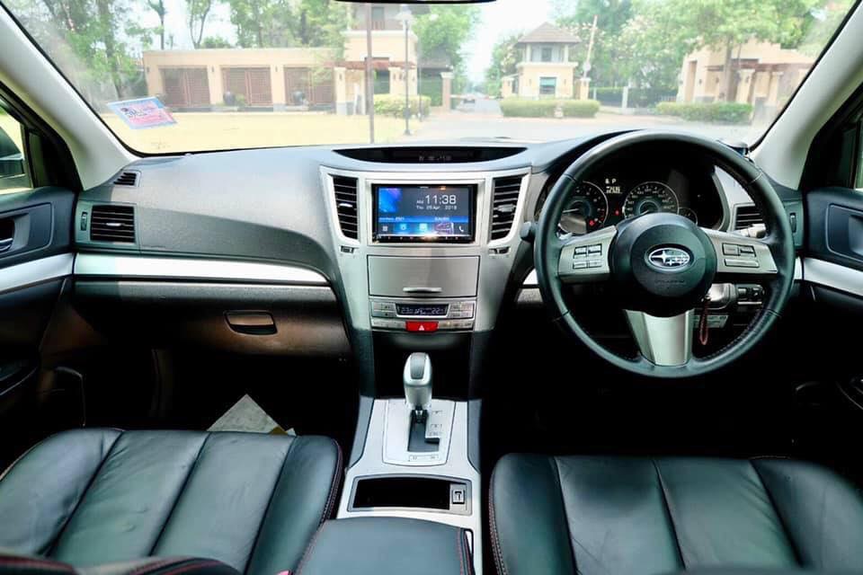 Subaru Legacy Gen5 ปี 2011 สีขาว (รูปที่ 11)