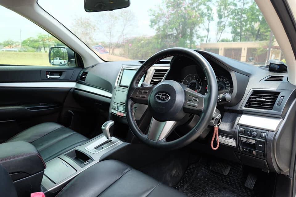 Subaru Legacy Gen5 ปี 2011 สีขาว (รูปที่ 10)