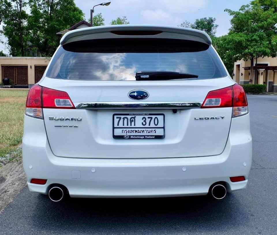 Subaru Legacy Gen5 ปี 2011 สีขาว (รูปที่ 6)