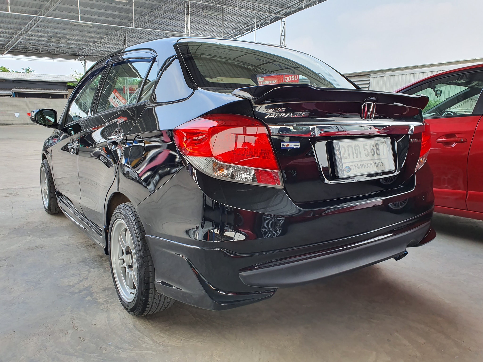 Honda Brio Amaze ปี 2013 สีดำ (รูปที่ 4)
